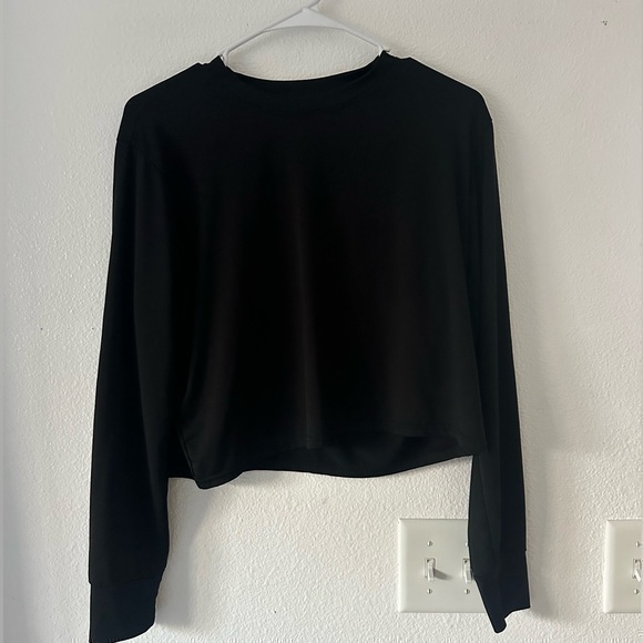 Realessentials Running Top Relaxed Fit Black Long Sleeve Activewear Tee Size M - Picture 1 of 6